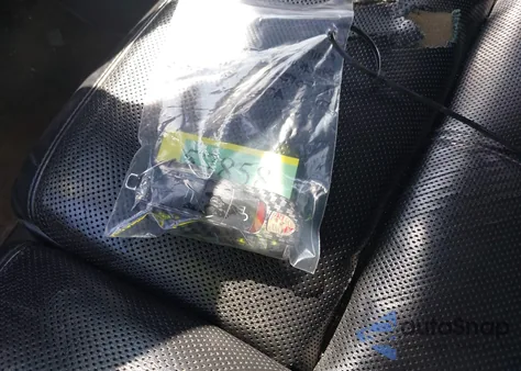 2013 Porsche Cayenne Gts z USA, uszkodzony, nr VIN WP1AD2A2XDLA75120